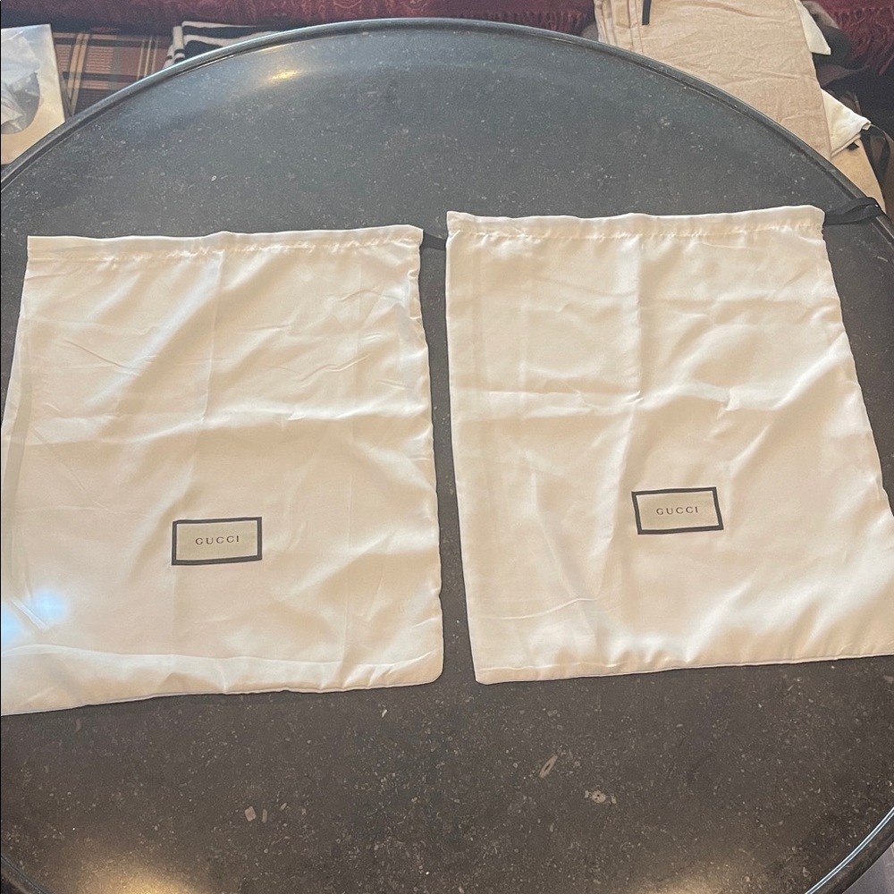 Gucci Cream Dust Bags Set - Picture 1 of 3